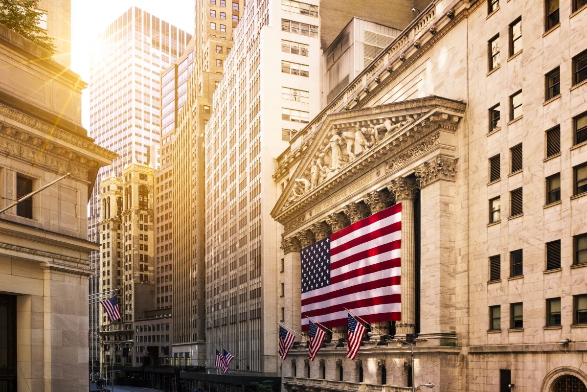 Why invest in US small-cap stocks in 2023?